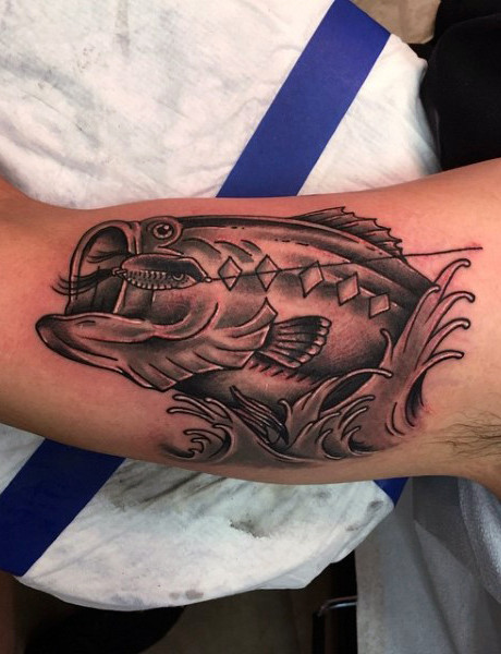 Ideas para Tatuajes de Pesca y Anzuelos 9