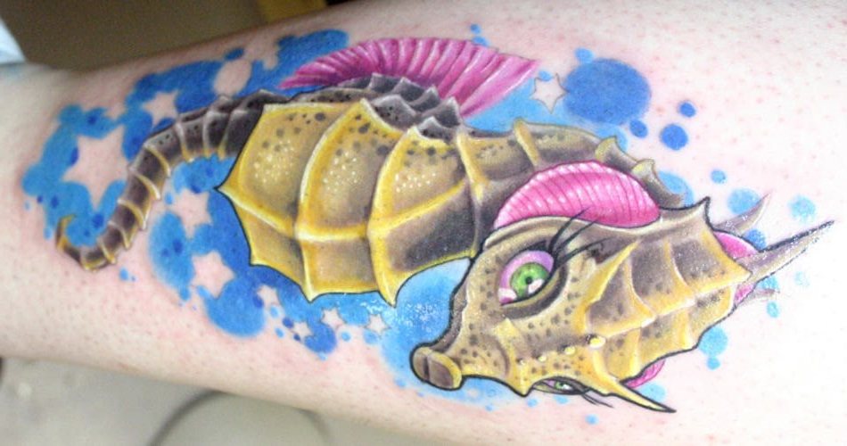 69 Ideas para Tatuajes de Caballitos de mar (+ Significado) 30