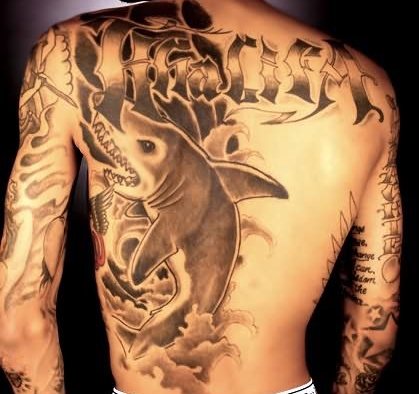 82 Mejores Tatuajes de Tiburones con Significados 45