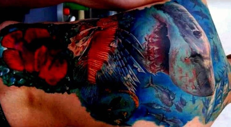 82 Mejores Tatuajes de Tiburones con Significados 49