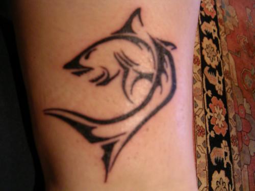 82 Mejores Tatuajes de Tiburones con Significados 52