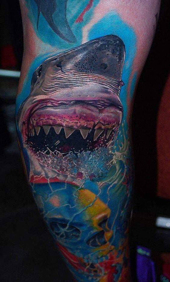 82 Mejores Tatuajes de Tiburones con Significados 31