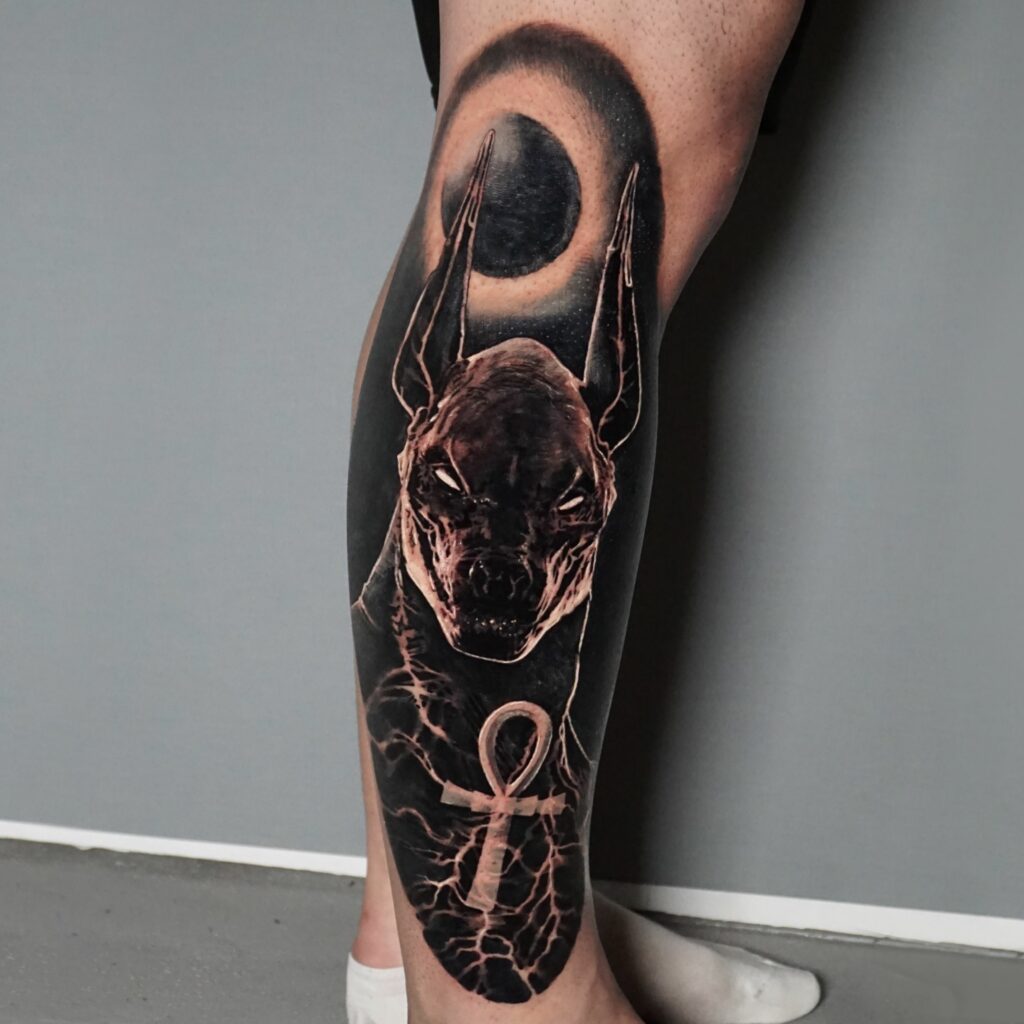 Tatuajes de Anubis: protector de los muertos 4