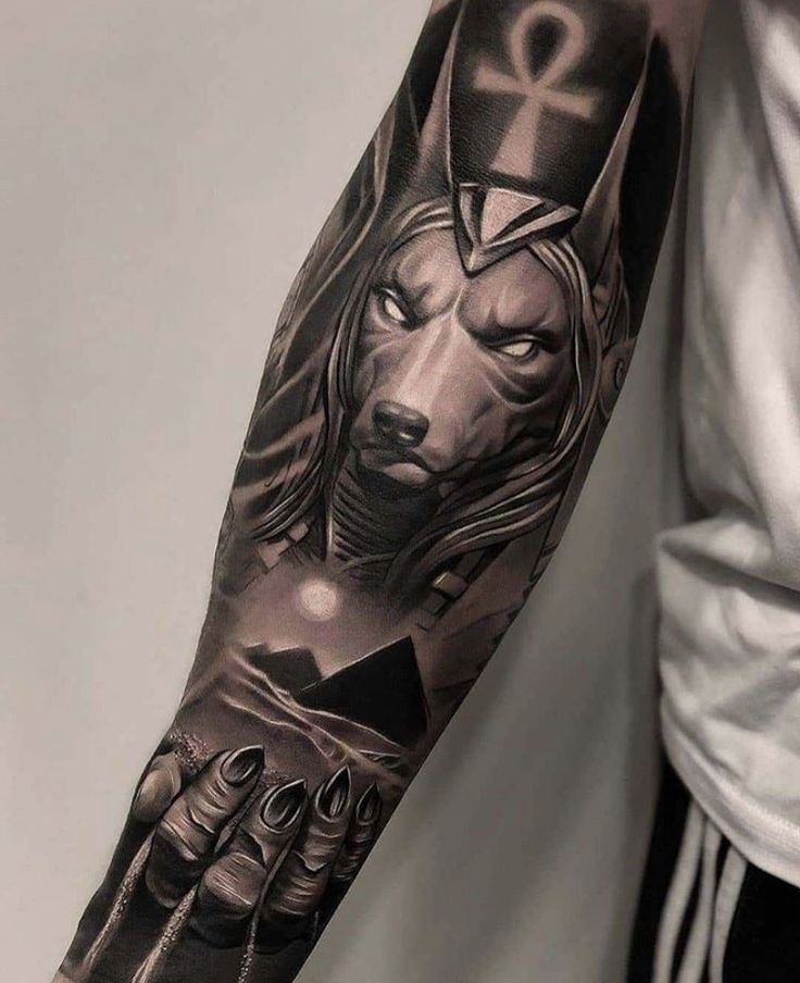 Tatuajes de Anubis: protector de los muertos 14