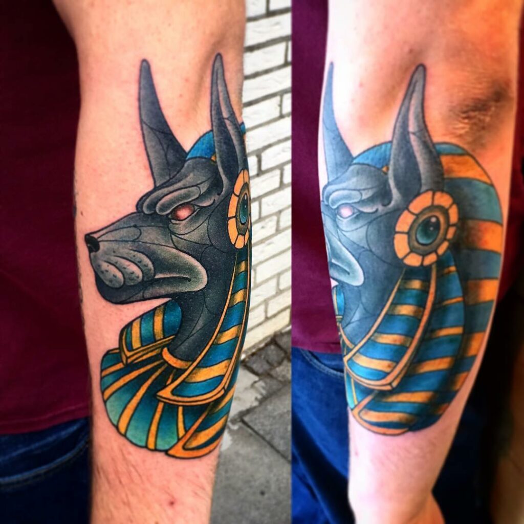 Tatuajes de Anubis: protector de los muertos 25