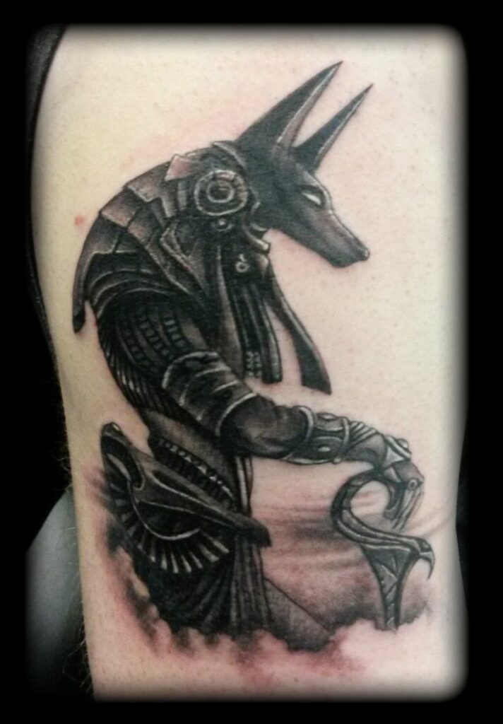 Tatuajes de Anubis: protector de los muertos 40