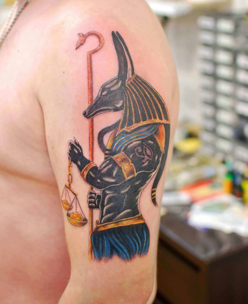 Tatuajes de Anubis: protector de los muertos 7