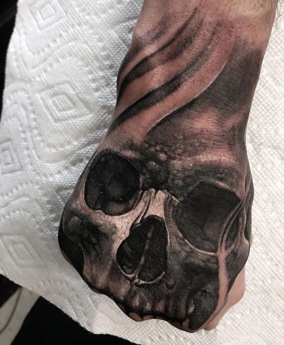 +42 Tatuajes de Calaveras: Ideas y Significados 47